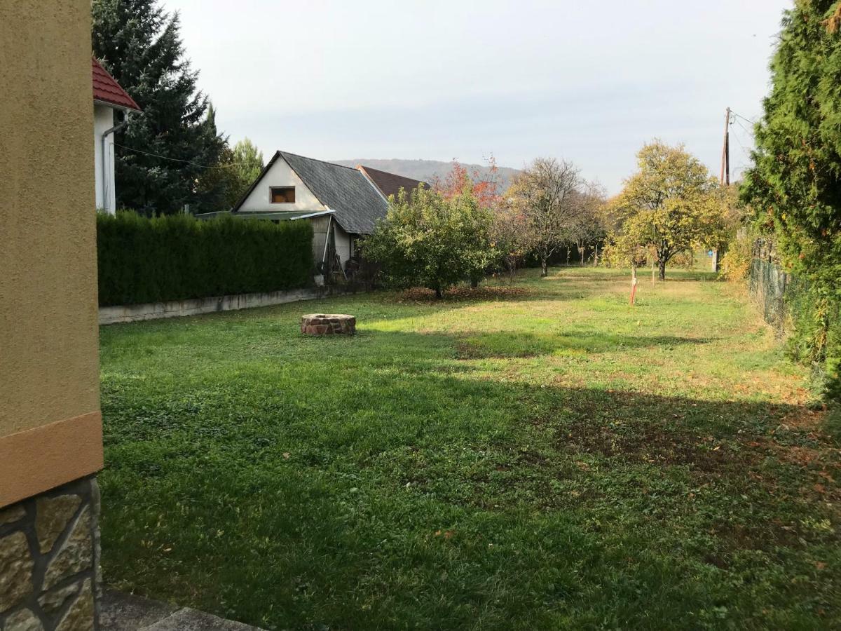 Aracsi Haziko Villa Balatonfured Ngoại thất bức ảnh